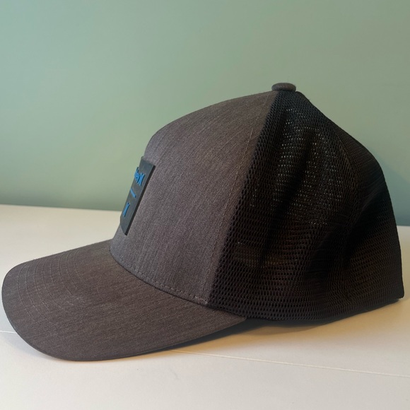 Hurley Monterey Trucker Flex Hat - Charcoal. Size Small - Picture 3 of 7